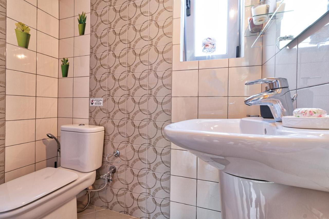 Elegant New Maisonette Near The Sea Aegina ภายนอก รูปภาพ