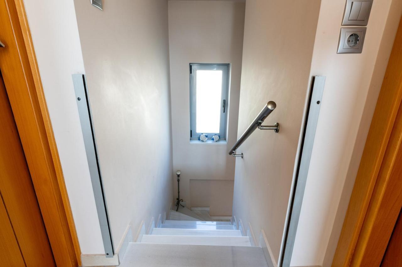 Elegant New Maisonette Near The Sea Aegina ภายนอก รูปภาพ